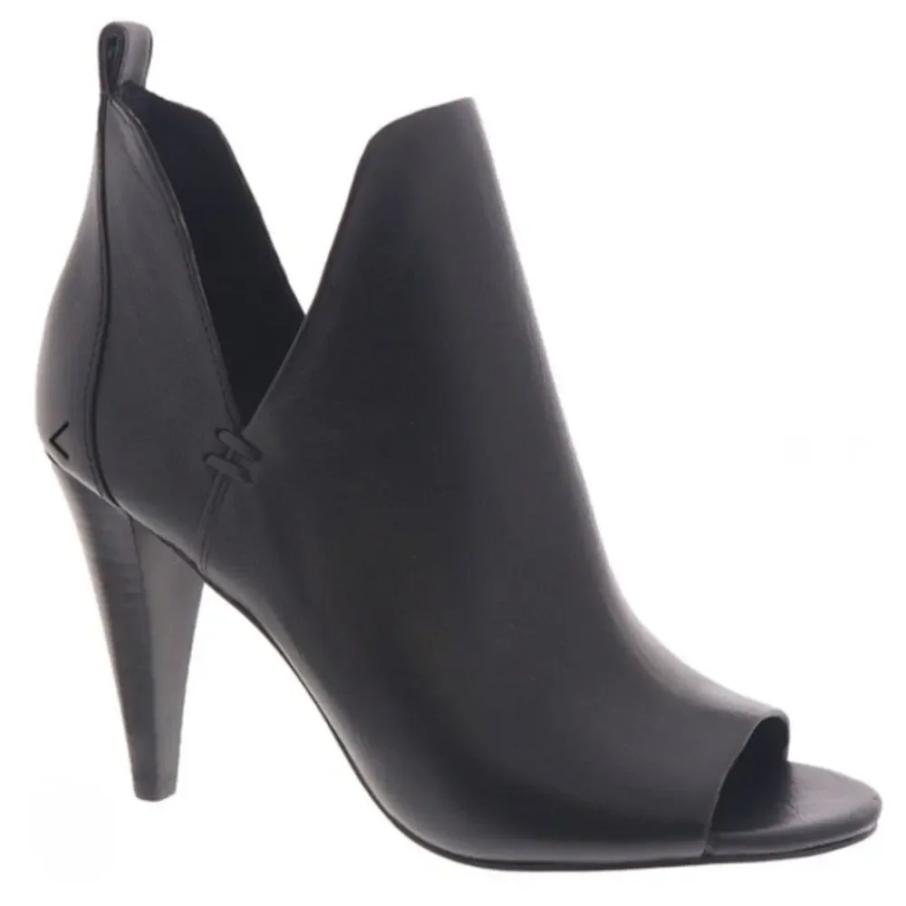 Vince Camuto Black Leather Peep-Toe Ankle Bootie Heels Sz.9.5